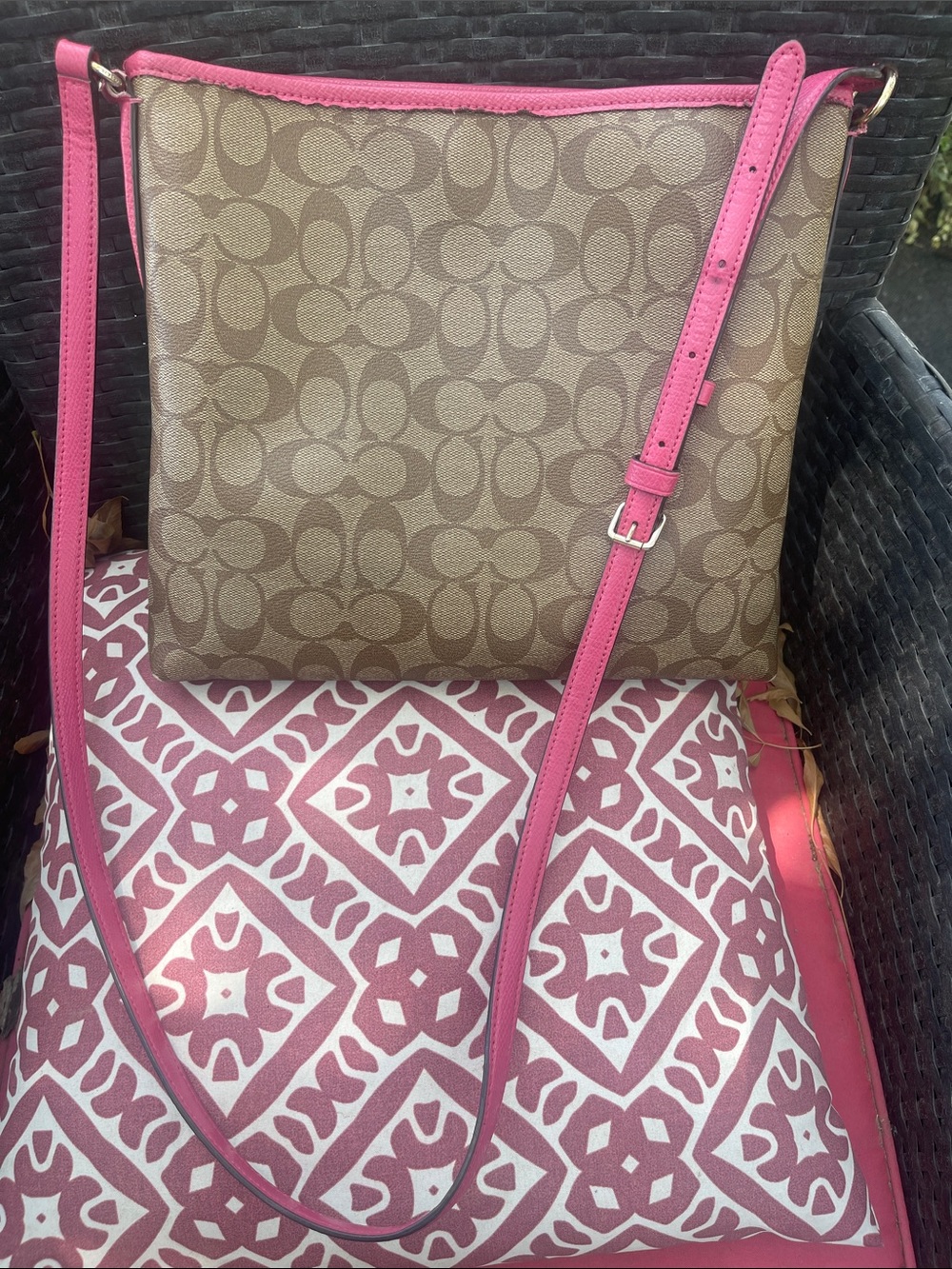 Coach Signature Crossbody with Pink Trim slight wear on the corners. - Picture 7 of 9